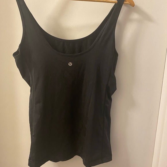 Lululemon tank - Picture 2 of 2